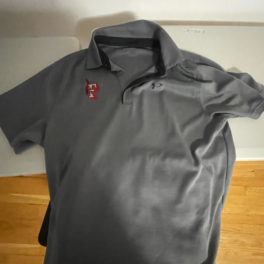 Under Armour Size XL Polo Fulton, NY Red Raider logo